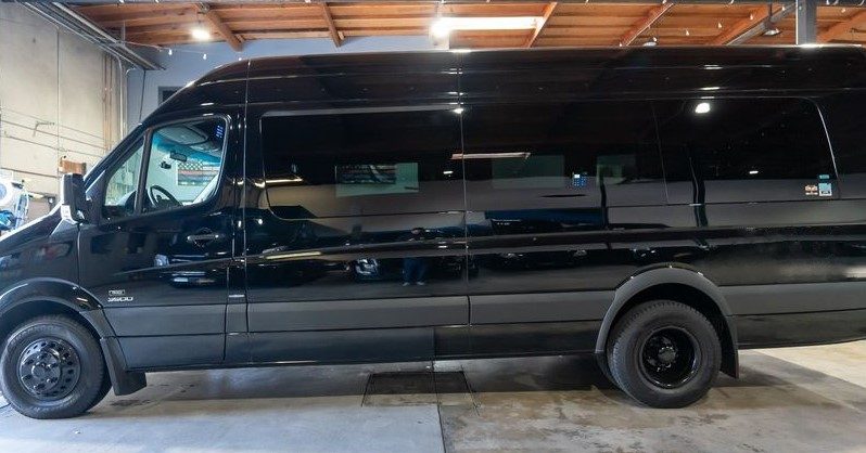 
								2016 Mercedes Benz Sprinter 3500 170 Ext Limo by Grech full									