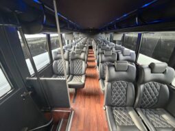
										2014 Freightliner M2 GM40 By Grech Executive Shuttle full									