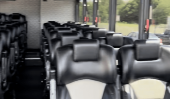 
										2016 CT Coachworks 35′ Motorcoach full									